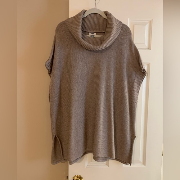 Old Navy Turleneck Poncho Sweater Size M-L - Picture 1 of 5